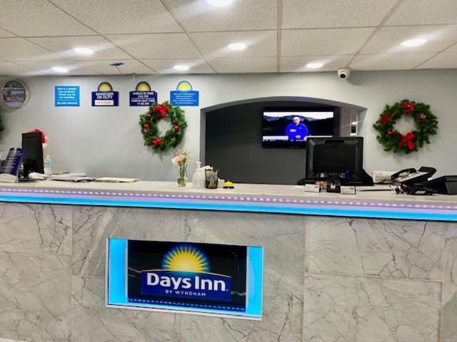 Days Inn By Wyndham Scranton Pa Dickson City Екстериор снимка