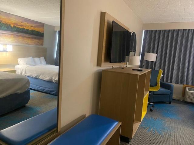 Days Inn By Wyndham Scranton Pa Dickson City Екстериор снимка