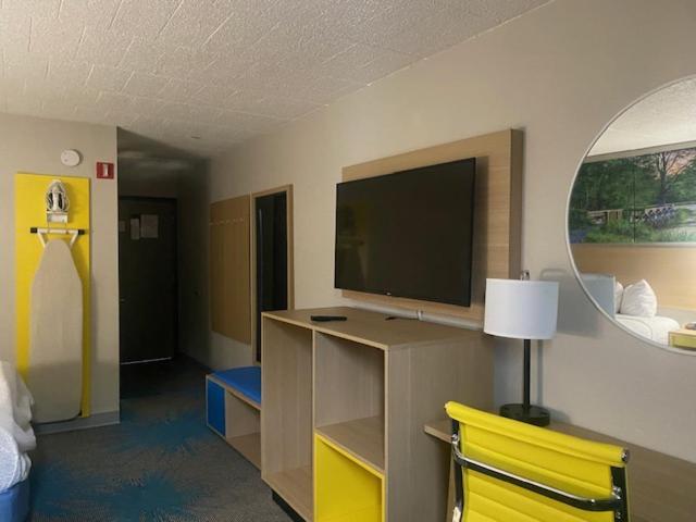 Days Inn By Wyndham Scranton Pa Dickson City Екстериор снимка